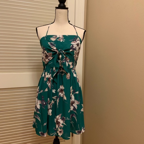 77. Sugar + Lips Green Spaghetti Halter Dress - Picture 12 of 12